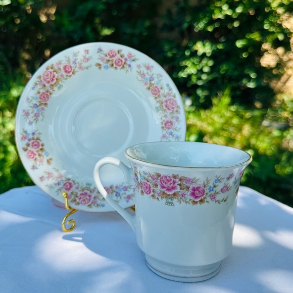 Floral Rose Tea Cup Set - Picture 1 of 4